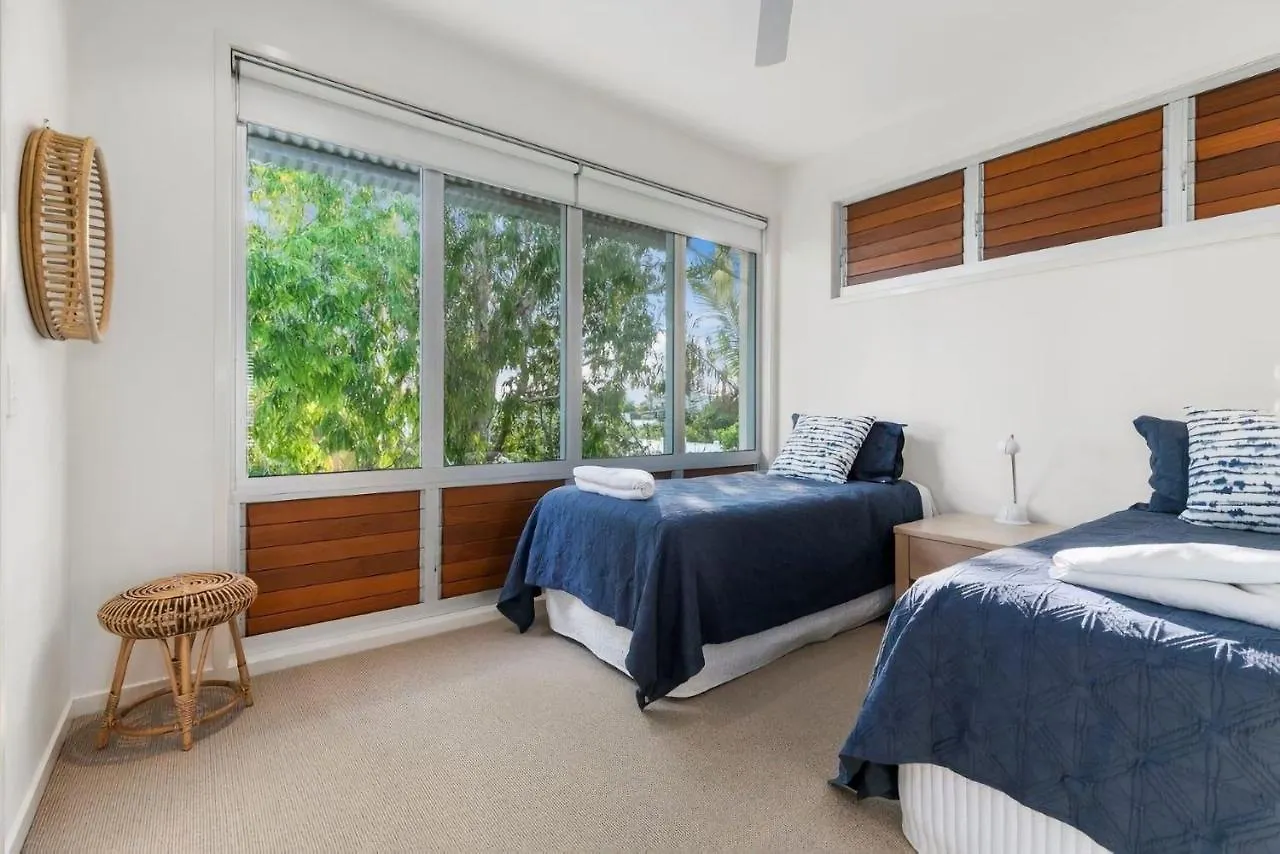 Apartamento Elouera 2 Private Duplex With Views And Pool Sunshine Beach 0*,  Australia